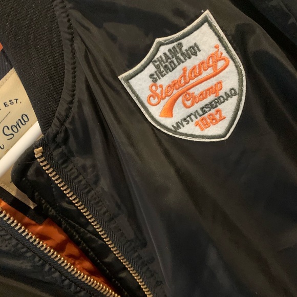 Bomber jacket - Picture 2 of 5